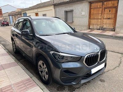 Usado BMW X1 Comfort Edition 220 CV (161 kW) 2022 Gris / plata SUV