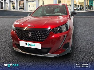 Käytetty Peugeot 2008 Allure 131 HP (96 kW) 2022 Punainen Katumaasturi