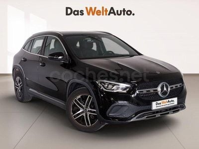 Usado Mercedes GLA180 136 CV (100 kW) 2022 Negro SUV