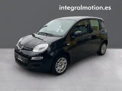 Usado Fiat Panda 70 CV (51 kW) 2022 Negro Utilitario