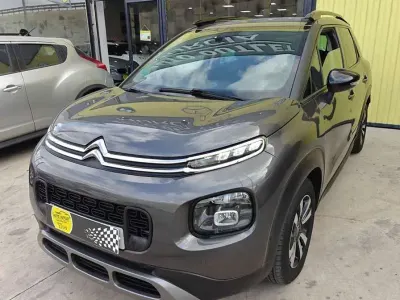 Usado Citroën C3 Aircross Shine 102 CV (75 kW) 2020 Gris SUV