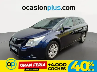 Usado Toyota Avensis Advance 150 CV (110 kW) 2010 Azul Familiar