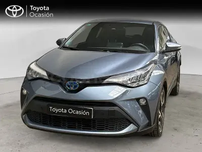 Usado Toyota C-HR Advance 184 CV (135 kW) 2022 Gris / plata SUV