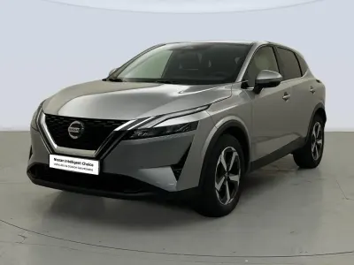 Usado Nissan Qashqai N-Connecta 140 CV (102 kW) 2022 Gris plata SUV