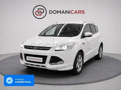 Usado Ford Kuga Titanium 180 CV (132 kW) 2016 Blanco SUV