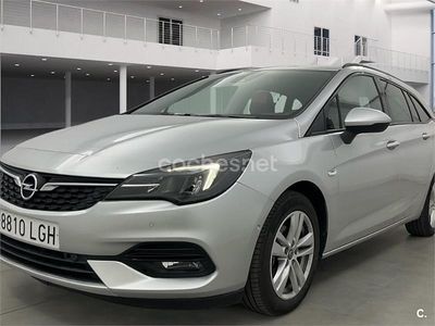 Usado Opel Astra Business Elegance 145 CV (106 kW) 2020 Gris / plata Familiar