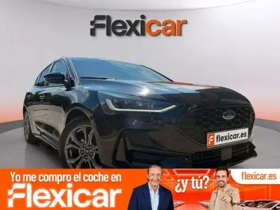 Usado Ford Focus ST-Line 125 CV (91 kW) 2023 Negro Berlina
