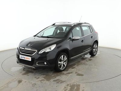 Usado Peugeot 2008 Allure 115 CV (84 kW) 2014 Negro SUV