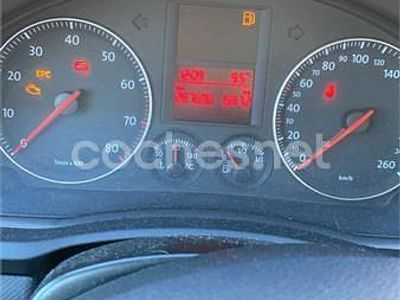 Usado VW Golf IV 102 CV (75 kW) 2005 Negro Berlina