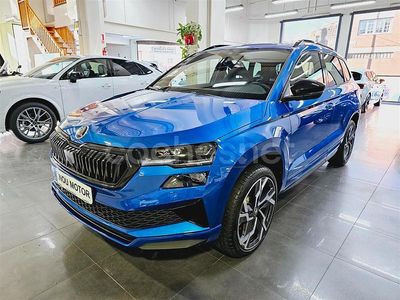 Azul Usado 2025 Skoda Karoq SportLine SUV | 34.400 € (Caro)
