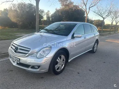 Käytetty Mercedes R320