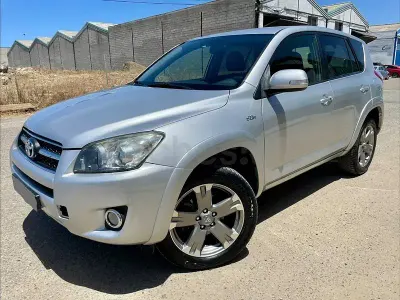 Usado Toyota RAV4 Advance 150 CV (110 kW) 2010 Gris / plata SUV