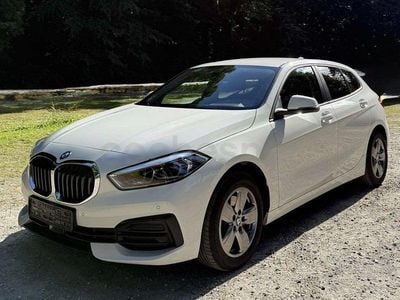 Usado BMW 118 Comfort Edition 136 CV (100 kW) 2020 Blanco Utilitario