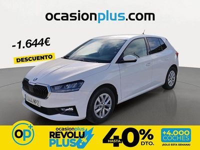 Usado Skoda Fabia Selection 95 CV (69 kW) 2024 Blanco Berlina