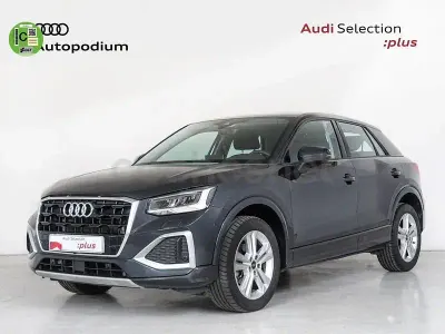 Usado Audi Q2 Advanced Plus 150 CV (110 kW) 2023 Gris / plata SUV