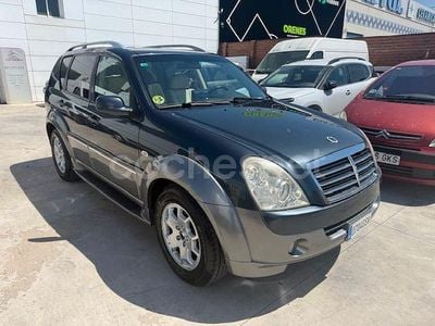 Gris / plata Usado 2010 Ssangyong (KGM) Rexton II SUV | 8990 € (Precio justo)