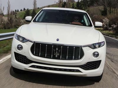 Blanco Usado 2018 Maserati Levante SUV | 49.900 €