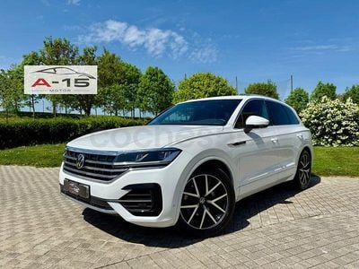 Second-hand VW Touareg R-line 286 CP (210 kW) 2022 Alb SUV