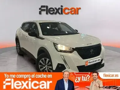 Usado Peugeot 2008 Active 100 CV (73 kW) 2022 Blanco SUV