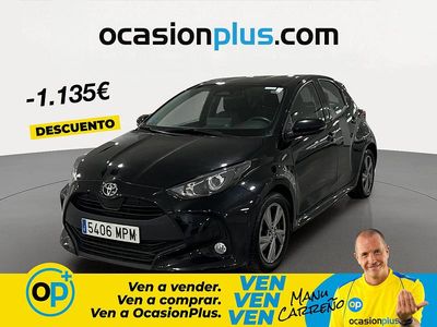 Usado Toyota Yaris Hybrid Active 116 CV (85 kW) 2024 Negro Berlina