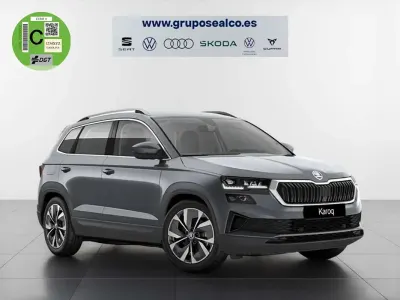 Usado Skoda Karoq Style 150 CV (110 kW) 2022 Gris SUV