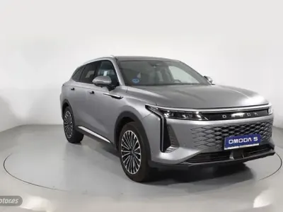 Usado Omoda 9 537 CV (394 kW) 2025 Gris SUV
