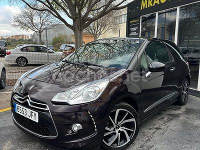 Violeta / lila Usado 2015 DS Automobiles DS3 Style Berlina | 7990 € (Precio justo)