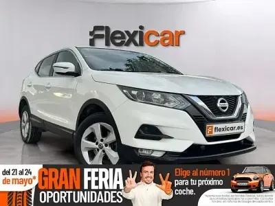 Usado Nissan Qashqai N-Connecta 115 HP (84 kW) 2020 Branco SUV