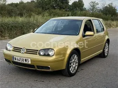 Usado VW Golf III Highline 110 CV (80 kW) 1998 Amarillo Familiar