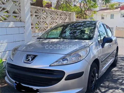 Usado Peugeot 207 70 CV (51 kW) 2008 Gris / plata Berlina