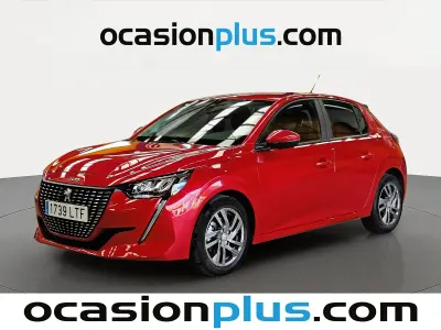 Usado Peugeot 208 Active 102 CV (75 kW) 2021 Rojo Utilitario