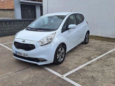 Usado Kia Venga 90 CV (66 kW) 2016 Blanco Utilitario