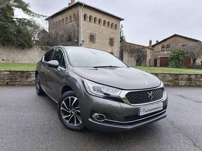 Usado DS Automobiles DS4 Style 120 CV (88 kW) 2016 Gris Utilitario