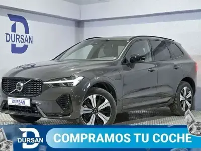 Usado Volvo XC60 Plus 350 CV (257 kW) 2024 Gris SUV