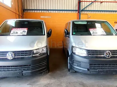 Usado VW Caravelle Trendline 114 CV (83 kW) 2018 Gris / plata Van