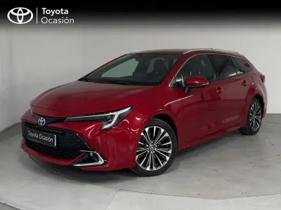 Usado Toyota Corolla Sport 196 CV (144 kW) 2023 Rojo emocion Familiar