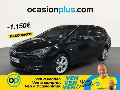 Usado Opel Astra Business Elegance 145 CV (106 kW) 2021 Negro Familiar