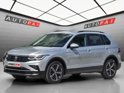 Usado VW Tiguan Sport 150 CV (110 kW) 2022 Plateado SUV