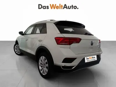 Usado VW T-Roc Advance 110 CV (80 kW) 2021 Blanco SUV