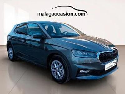 Usado Skoda Fabia Selection 95 CV (69 kW) 2025 Gris Utilitario