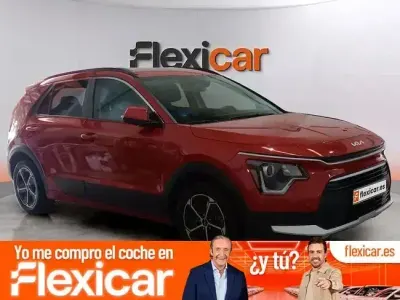 Usado Kia Niro 183 CV (134 kW) 2023 Rojo SUV