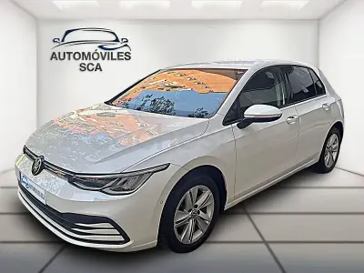Usado VW Golf VIII Life 110 CV (80 kW) 2022 Blanco Berlina