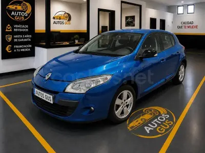 Usado Renault Mégane III Dynamique 105 CV (77 kW) 2009 Azul Berlina
