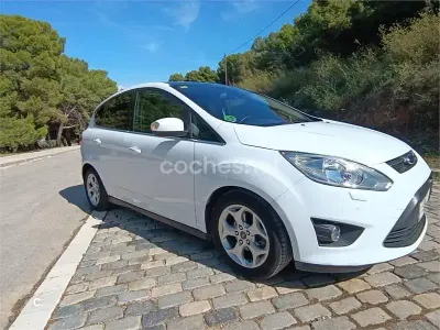Usado Ford C-MAX Trend 105 CV (77 kW) 2011 Blanco Monovolumen