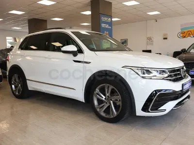 Usado VW Tiguan R-line 150 CV (110 kW) 2022 Blanco SUV