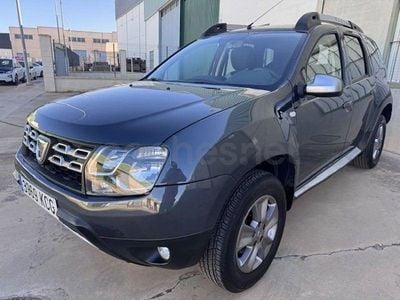 Usado Dacia Duster Lauréate 109 CV (80 kW) 2017 Gris / plata SUV