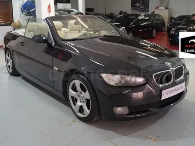Usado BMW 330 Cabriolet Comfort Edition 231 CV (169 kW) 2008 Negro Descapotable