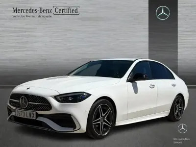 Usado Mercedes C220 AMG line 200 CV (147 kW) 2022 Blanco Berlina