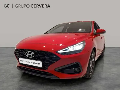 Nuevo Hyundai i30 101 CV (74 kW) 2026 Rojo Utilitario