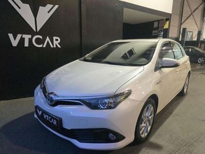 Toyota Auris Hybrid